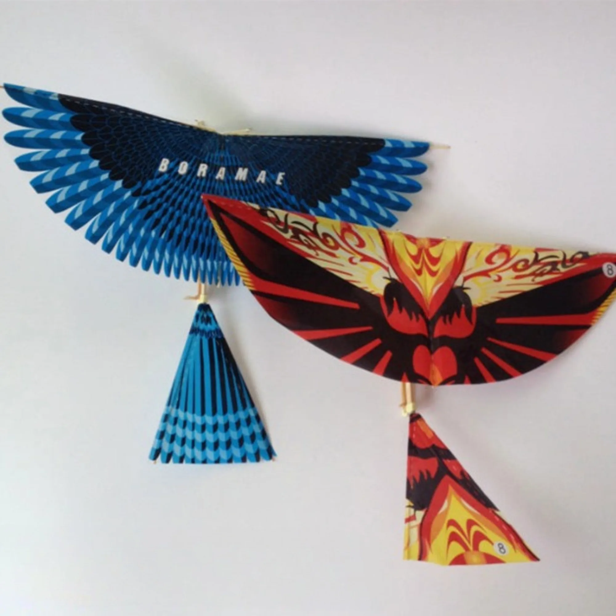New Flying Birds Kite Elastic  – Kids Outdoor Entertainment Bewertung und Preis